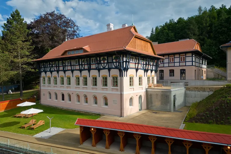 Luhačovice a odkaz D. Jurkoviče Luhačovice a odkaz D. Jurkoviče